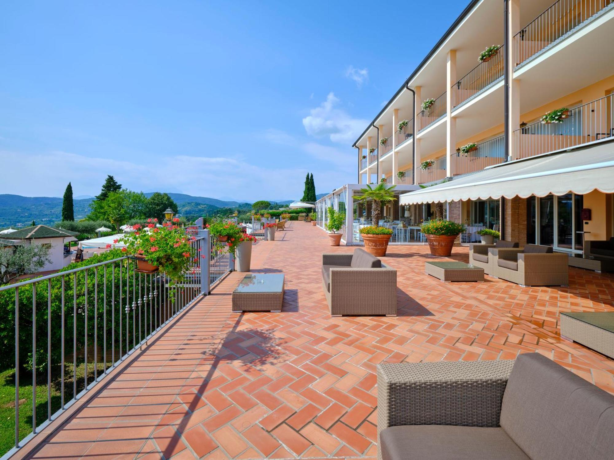 Hotel Boffenigo - The Golden Hour Costermano Bagian luar foto