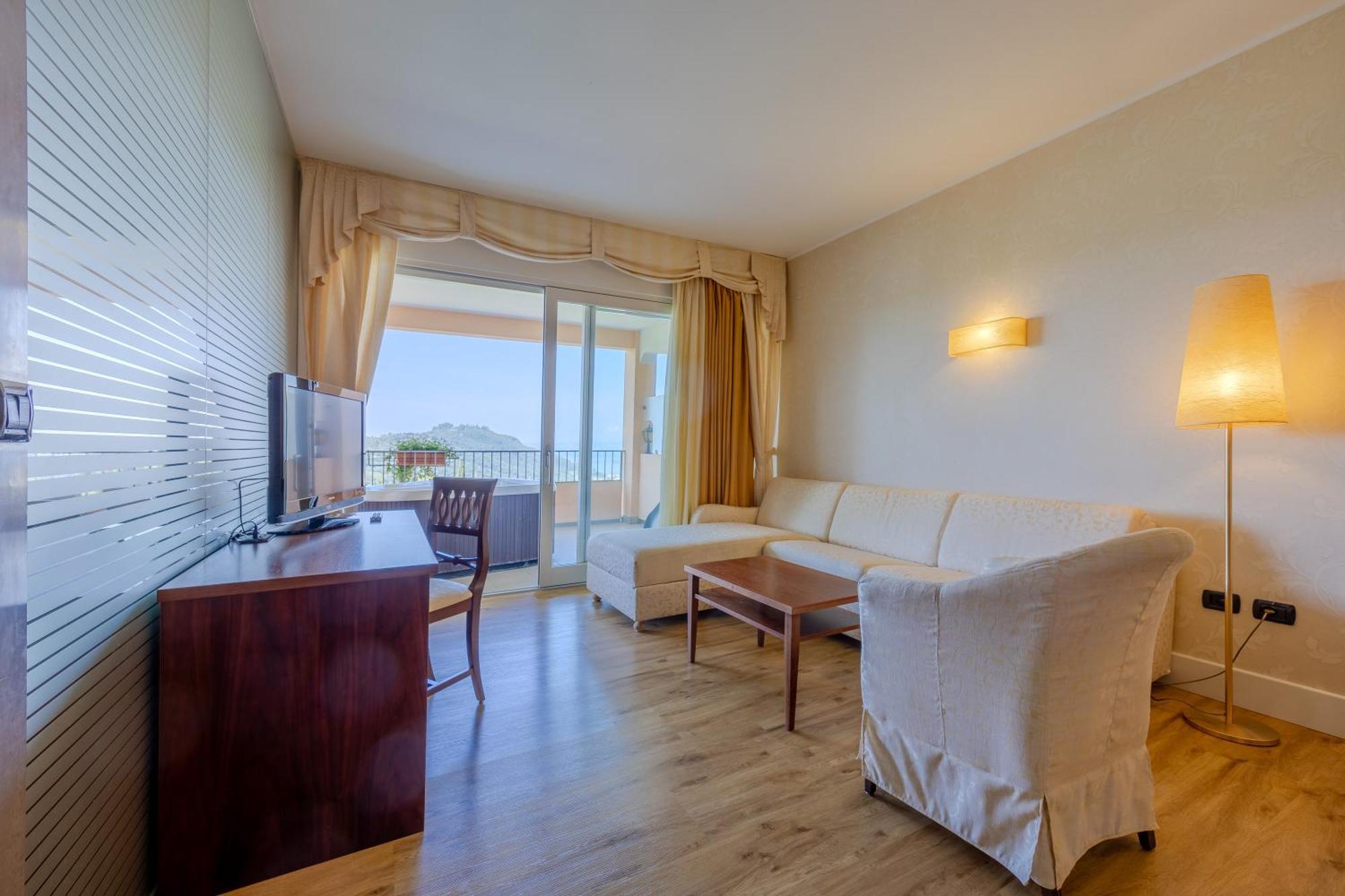 Hotel Boffenigo - The Golden Hour Costermano Bagian luar foto
